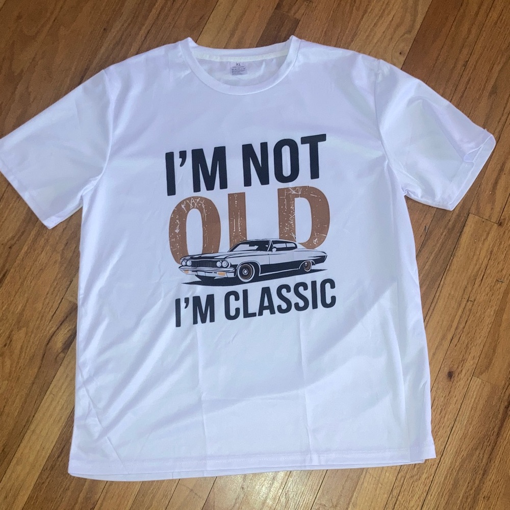 Men’s XL White 'I'm Not Old, I'm Classic' Car Graphic Tee Good Condition